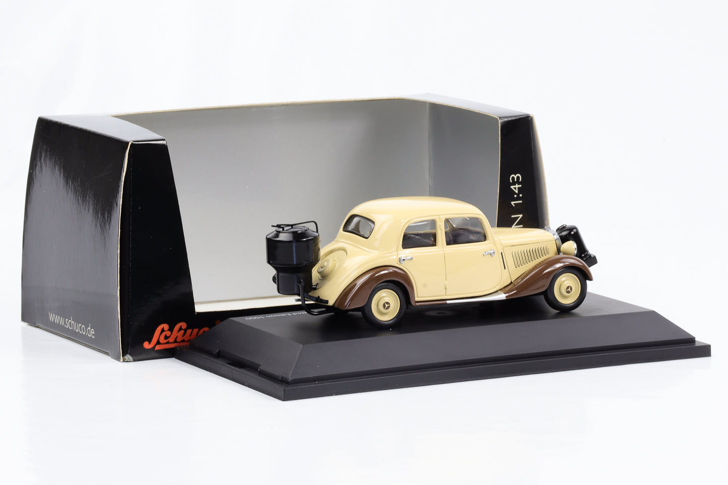 1:43 Mercedes-Benz 170 V mit Holzvergaser beige Schuco diecast