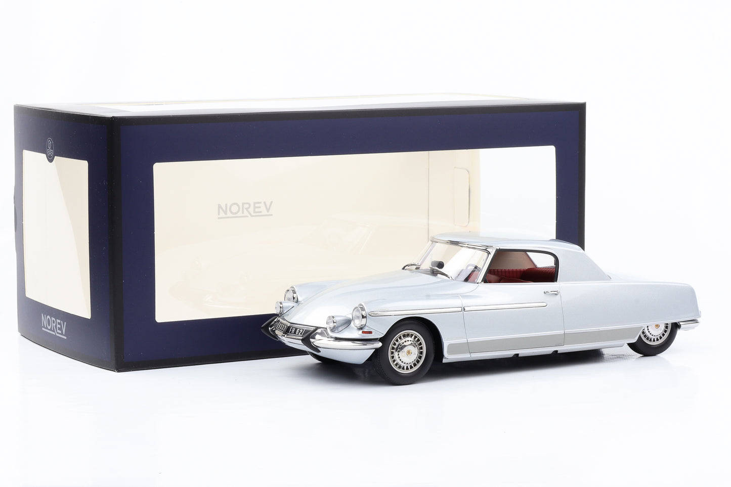 1:18 Citroen DS 19 Le Dandy 1964 silver Norev exclusive 181740