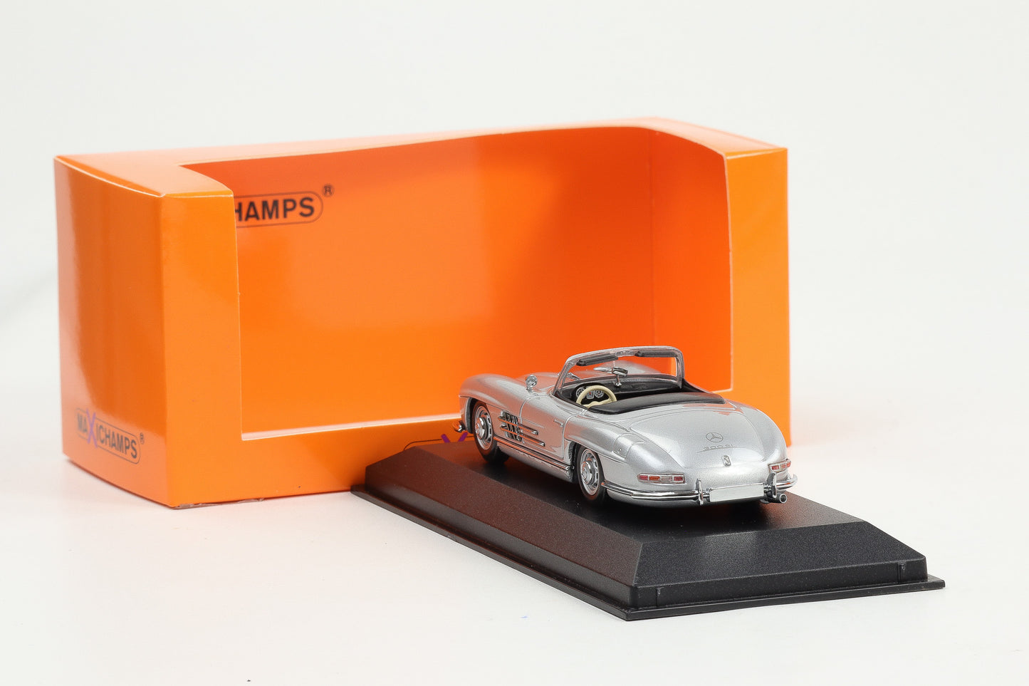 1:43 Minichamps Mercedes-Benz 300 SL Roadster 1957 silber Maxichamps