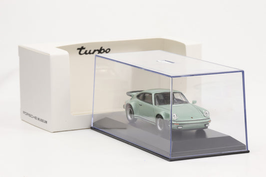 1:43 Porsche 911 930 Turbo 3.0 1975 silvergreen diamond diecast Museum MAP