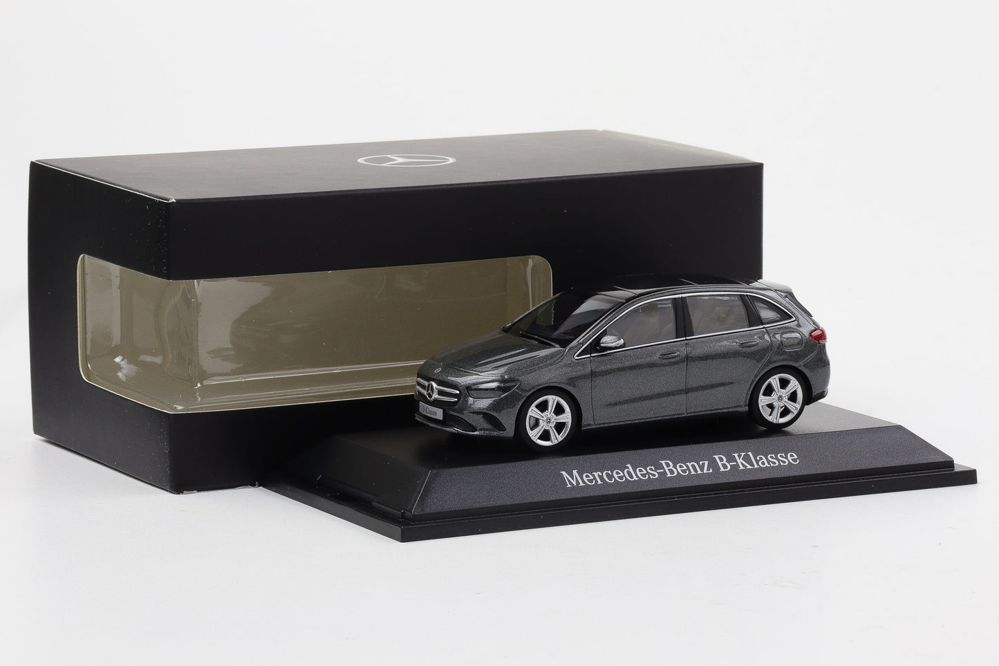 1:43 Herpa Mercedes-Benz B-Klasse W247 2018 mountain grey Dealer