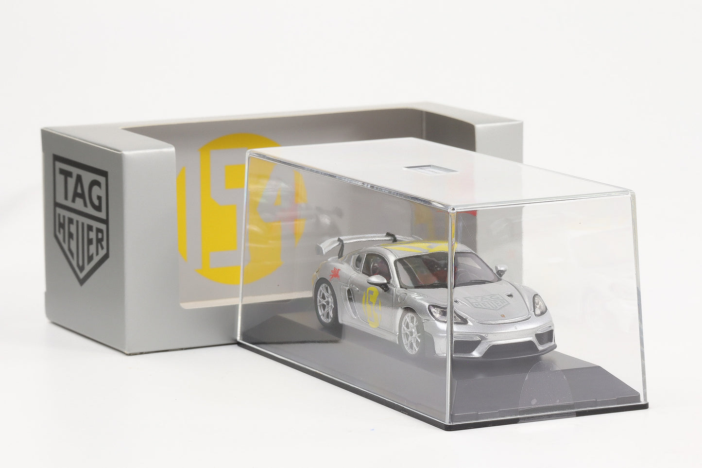 1:43 Spark Porsche 718 GT4 RS Panamericana Special TAG HEUER MAP Museum