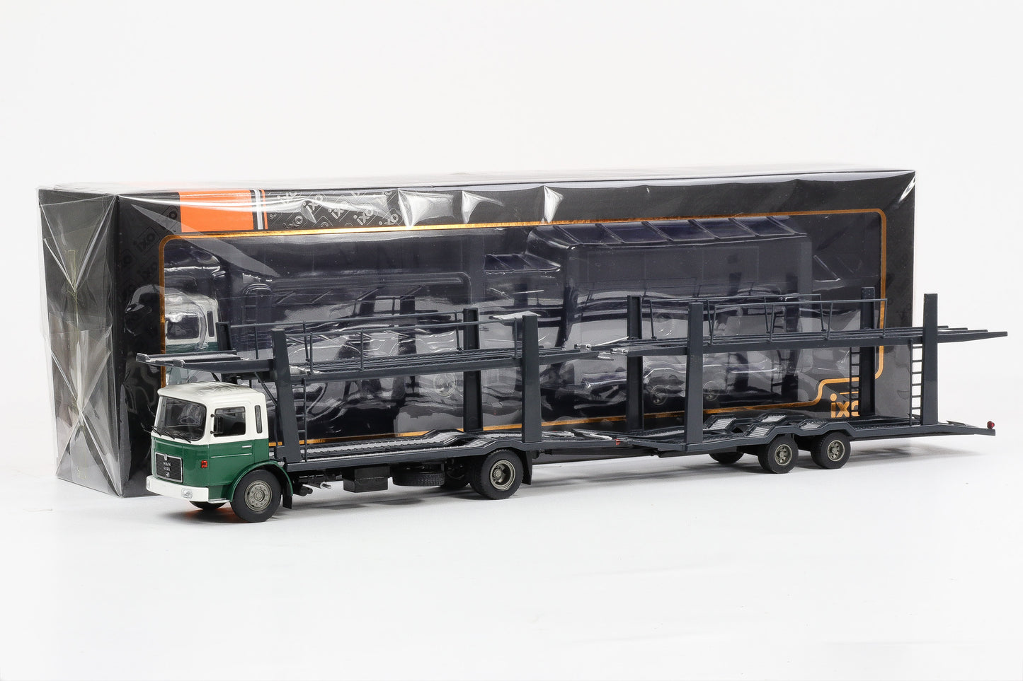 1:43 IXO MAN LKW 1976 Autotransporter mit Anhänger (ohne Fahrzeuge)