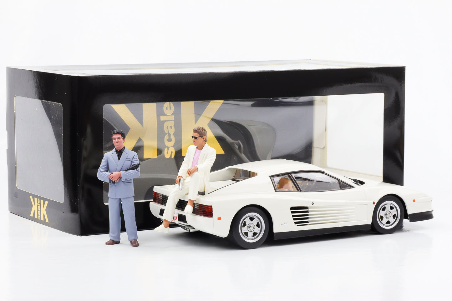 1:18 Ferrari Testarossa US 1984 mit Figur Sonny Tubbs Miami Vice Movie KK-Scale