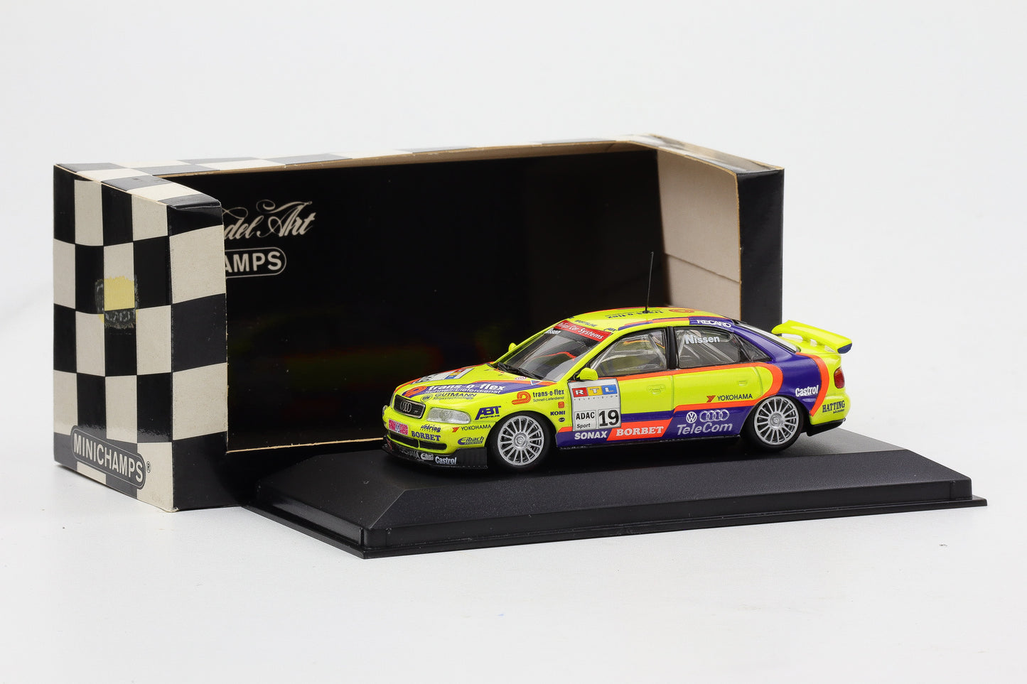 1:43 Minichamps Audi A4 Quattro STW 1997 Abt #19 K. Nissen
