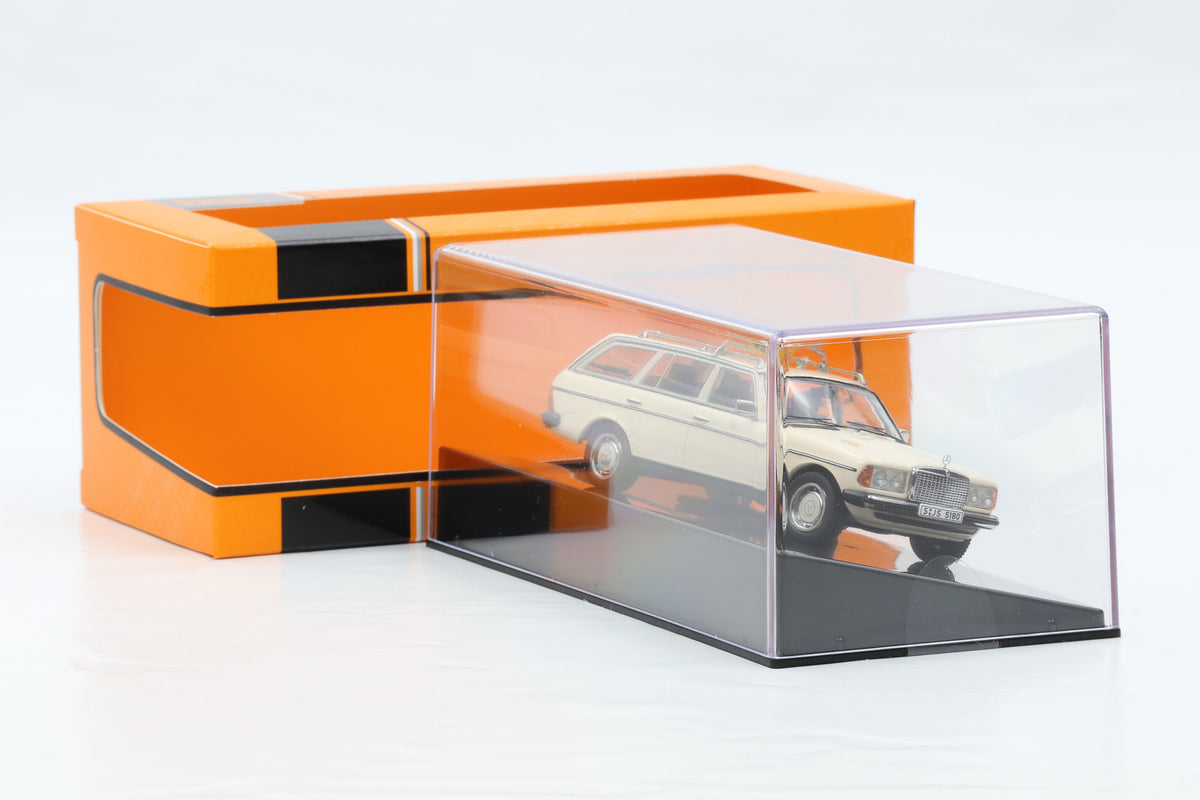 1:43 IXO Mercedes-Benz 200T (S123) Kombi Taxi Baujahr 1982 hellelfenbein