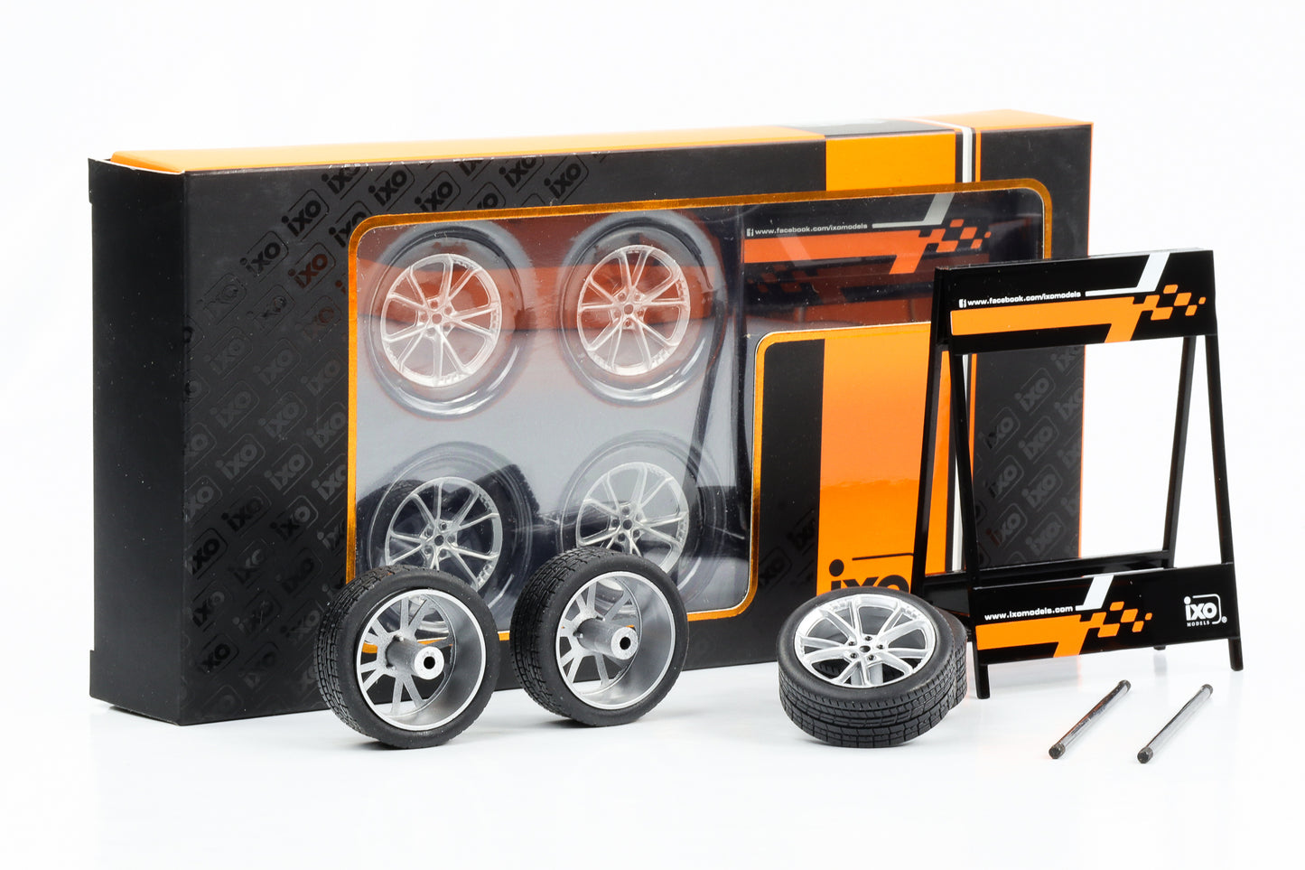 1:18 4 Felgen Radsatz Hyundai Set 29 mm silber 36 mm mit Reifen IXO
