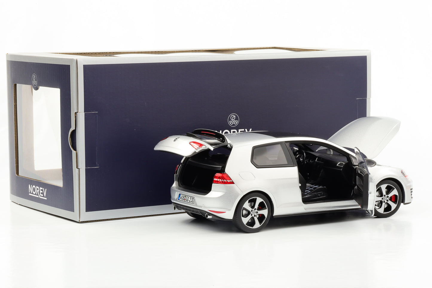 1:18 VW Golf VII GTI 2013 reflex-silber Norev full opening