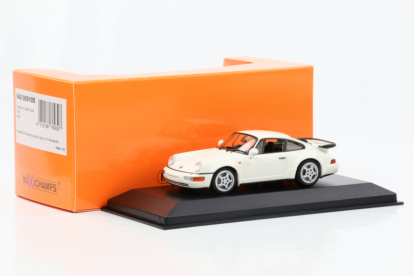 1:43 Porsche 911 964 Turbo 1990 weiss Maxichamps Minichamps