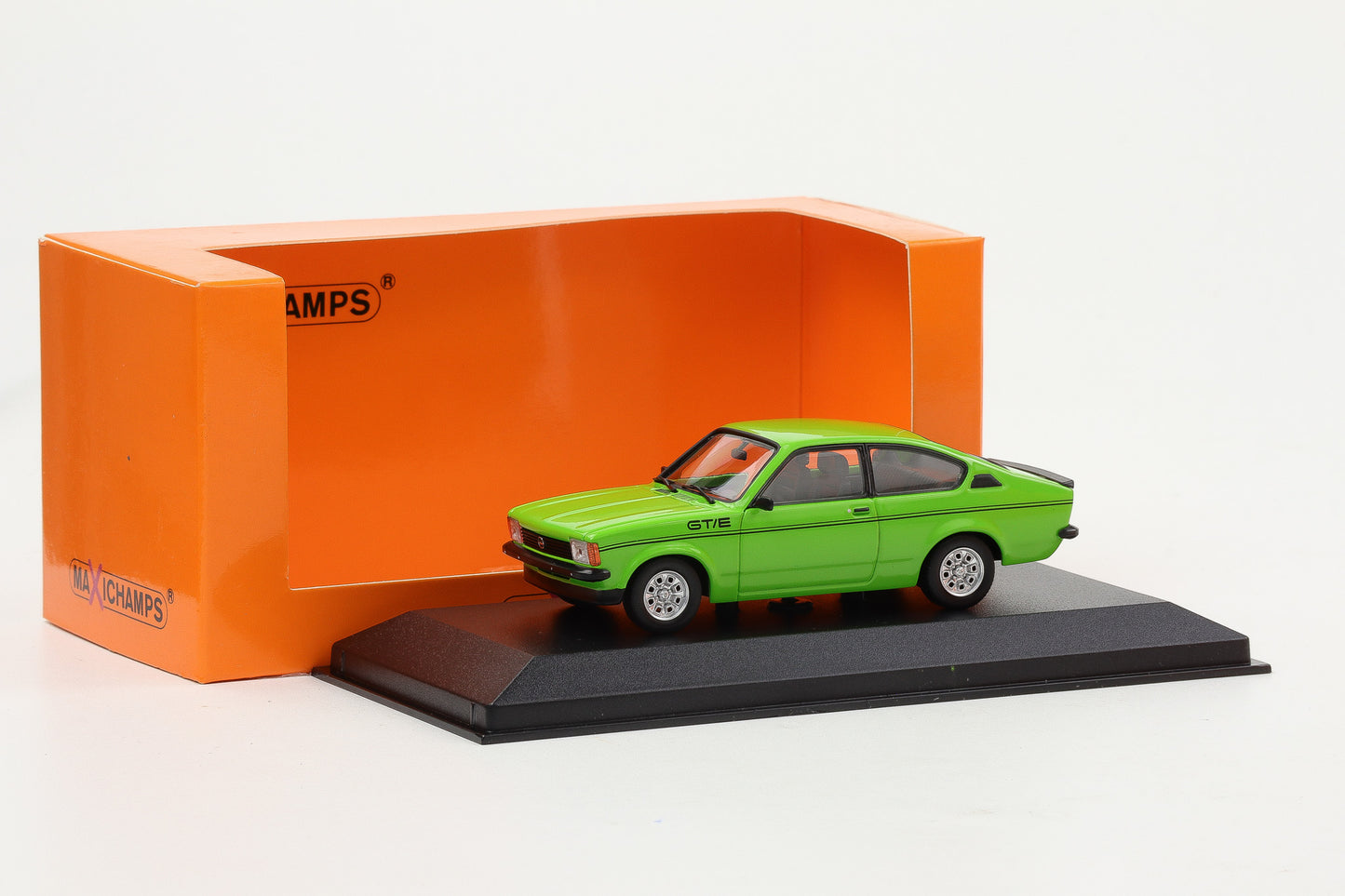 1:43 Minichamps Opel Kadett C GT/E 1978 grün Maxichamps