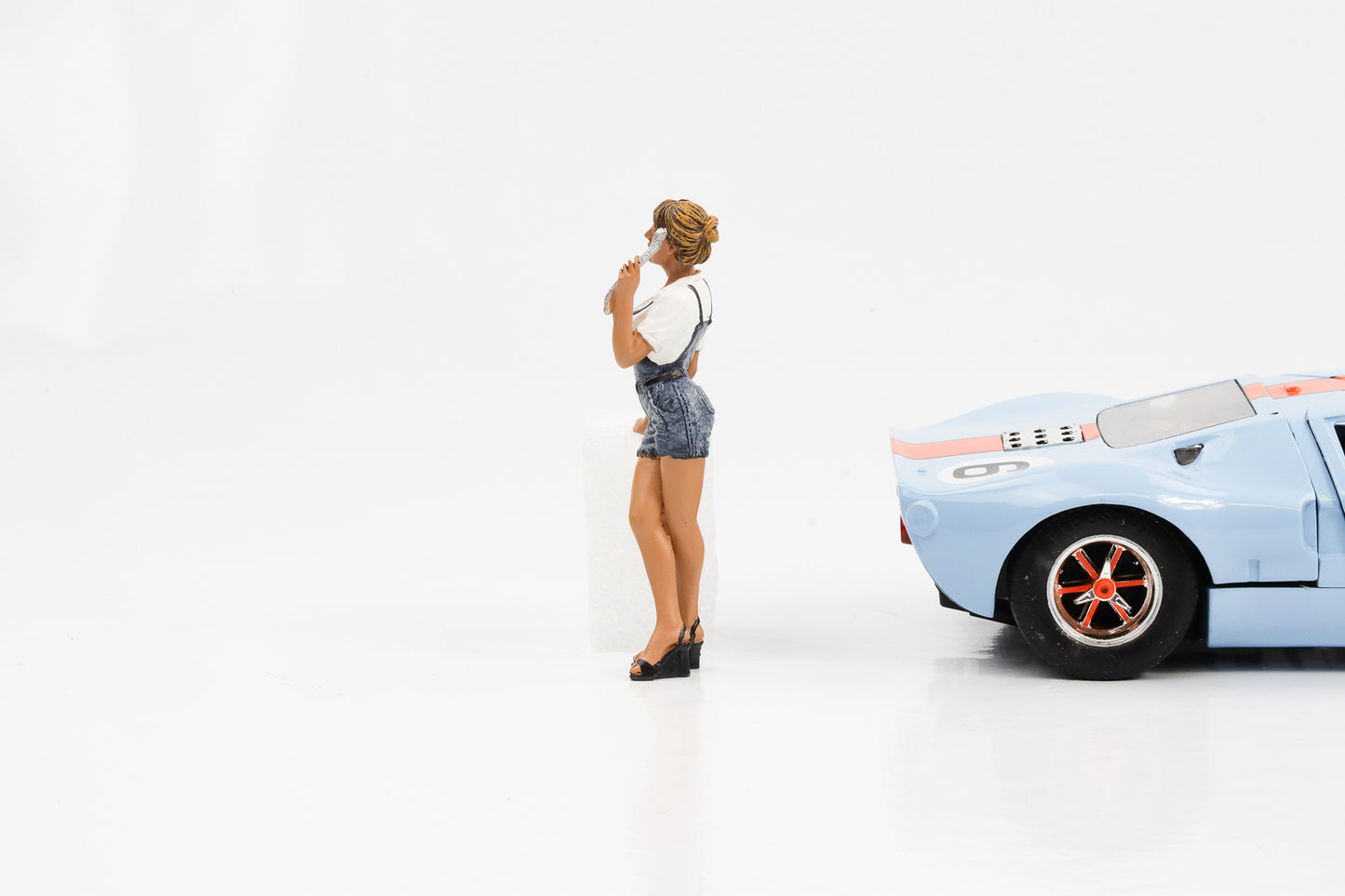 1:18 Figur Lady Mechaniker Sofie kurze Haare American Diorama Figuren