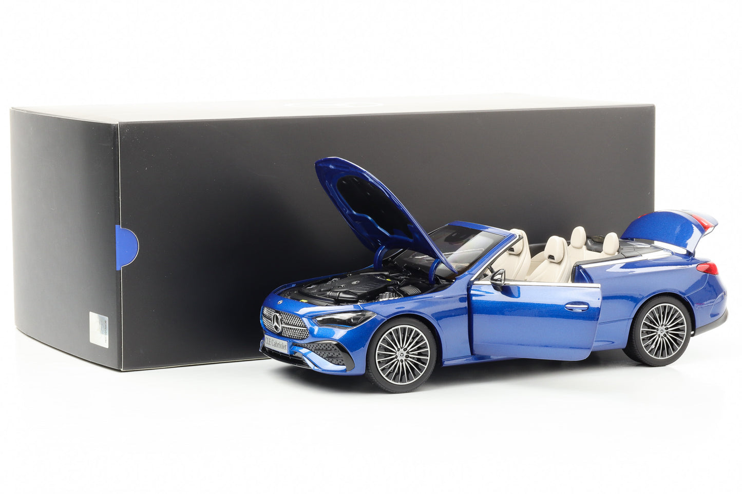 1:18 Mercedes-Benz CLE Cabriolet mit Verdeck 2024 spektralblau Norev Dealer