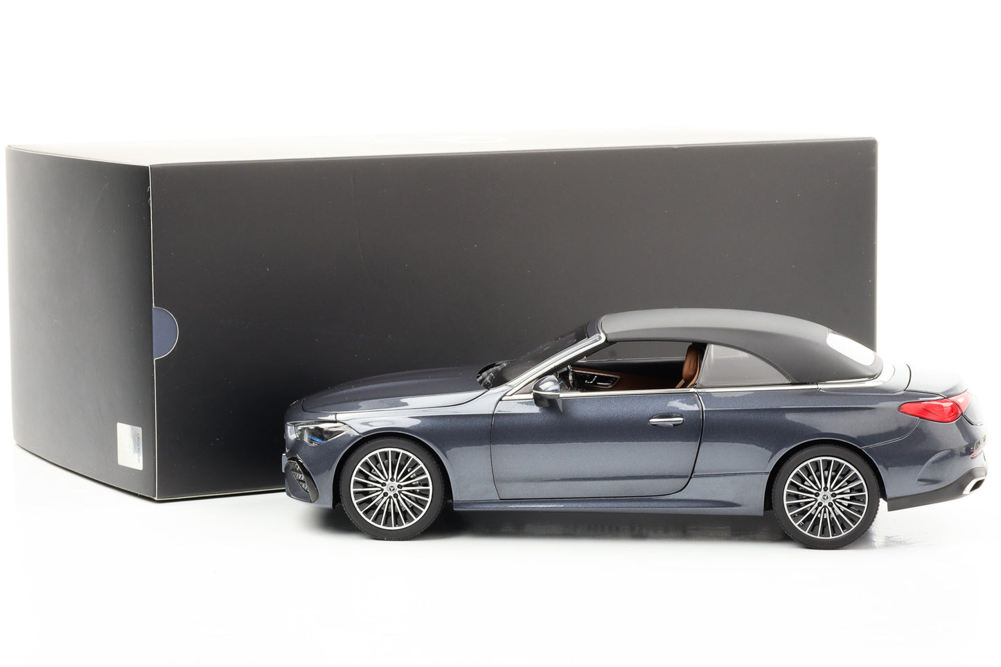 1:18 Mercedes-Benz CLE Cabrio mit Verdeck A236 graphitgrau Norev Dealer