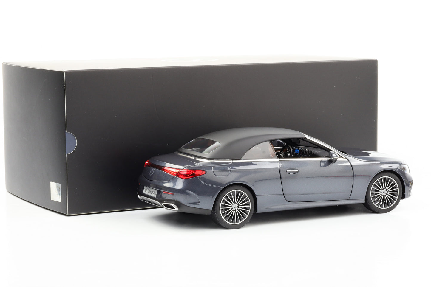 1:18 Mercedes-Benz CLE Cabrio mit Verdeck A236 graphitgrau Norev Dealer