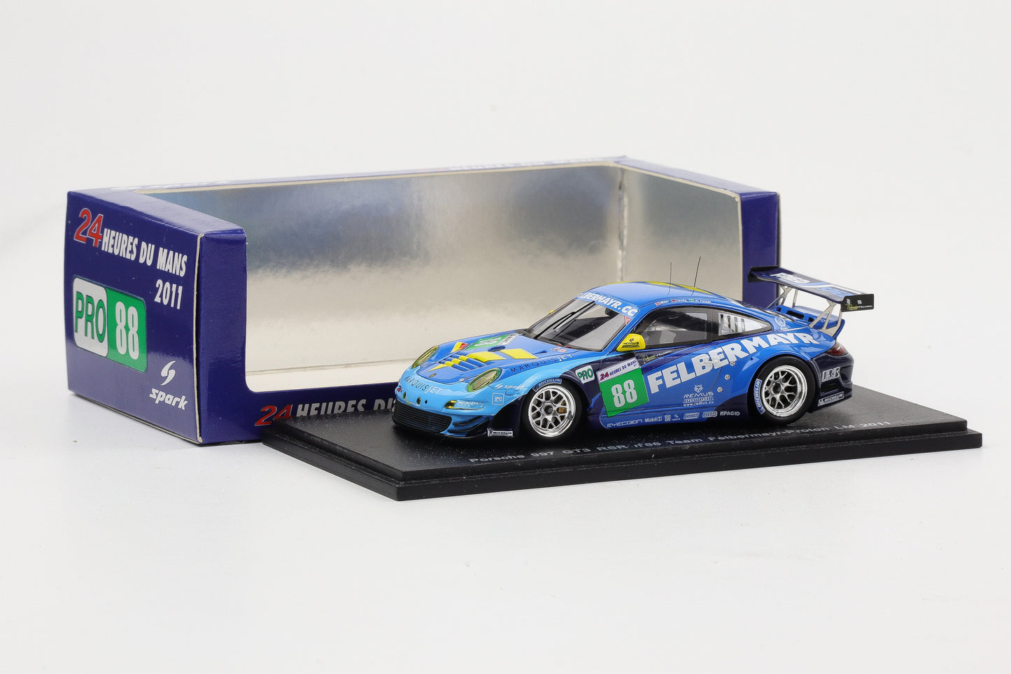 1:43 Spark Porsche 997 GT3 RSR #88 Team Felbermayr-Proton 24h LM 2011 S3420