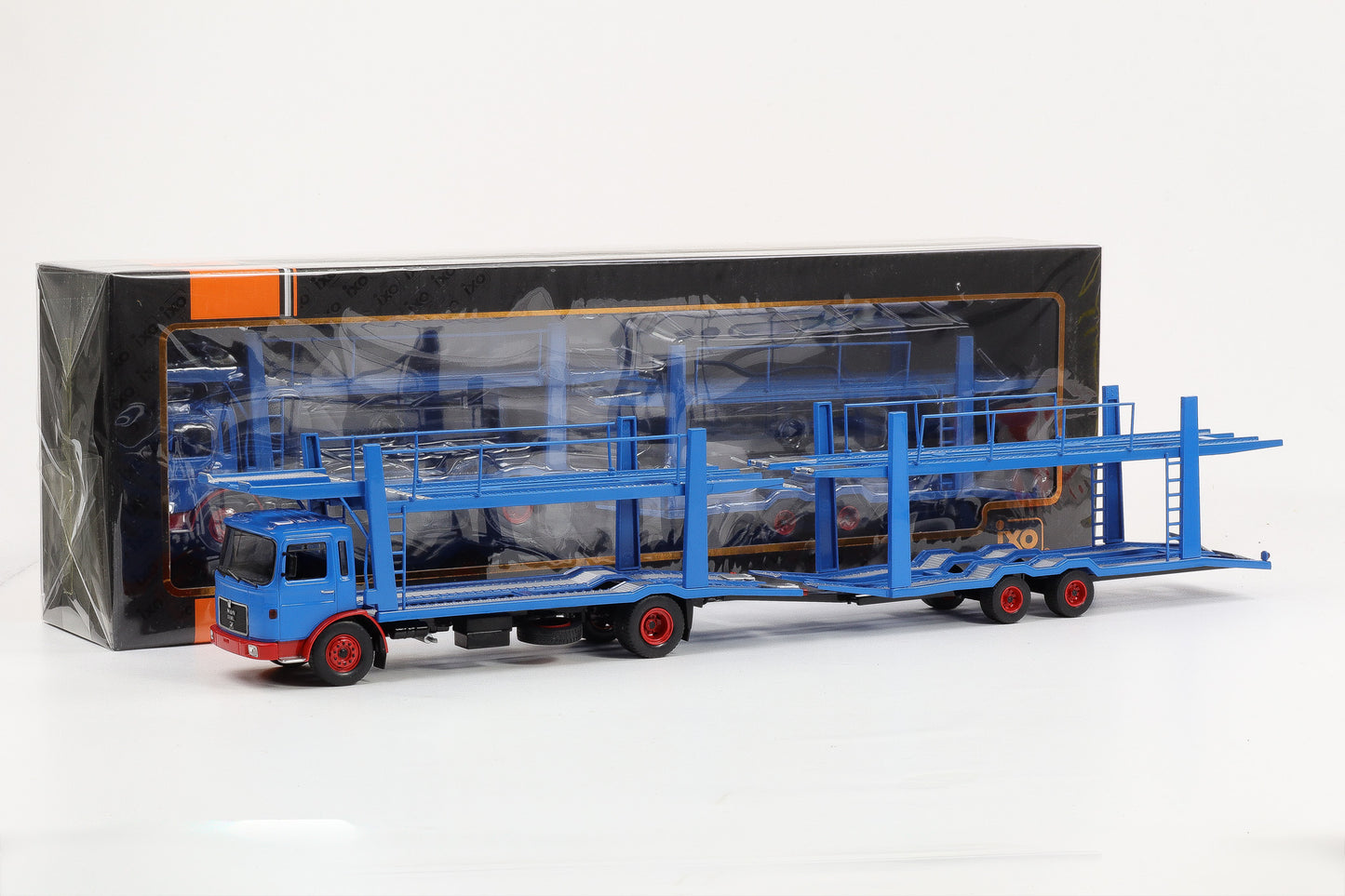 1:43 IXO MAN F7 LKW 1970 Autotransporter mit Anhänger (ohne Fahrzeuge)