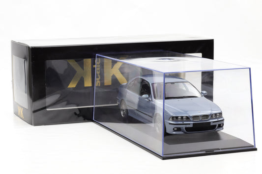 1:18 BMW M5 E39 Saloon 1998 silverstone metallic KK-Scale diecast + Vitrine