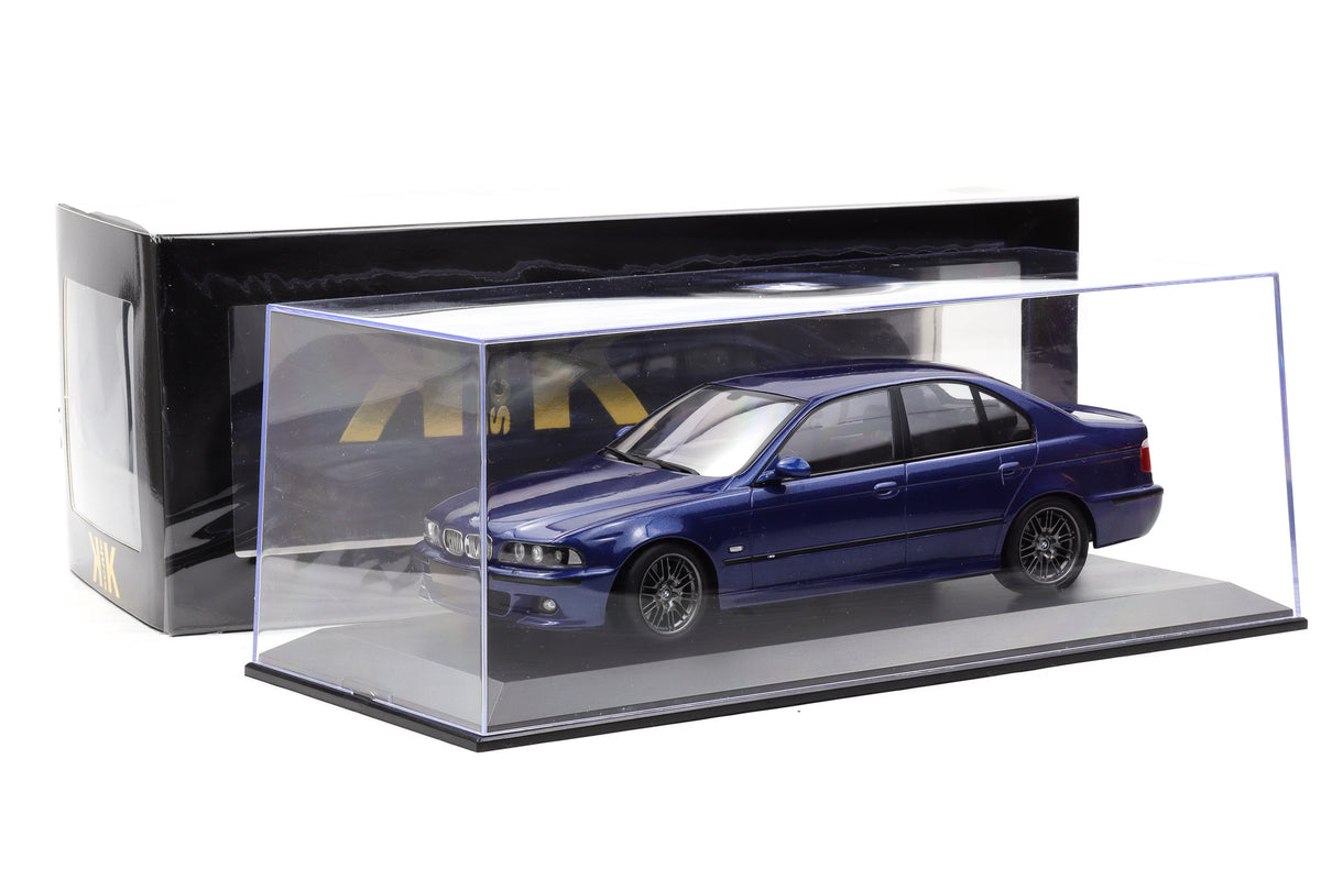 1:18 BMW M5 E39 Saloon 1998 blau metallic KK-Scale diecast + Vitrine