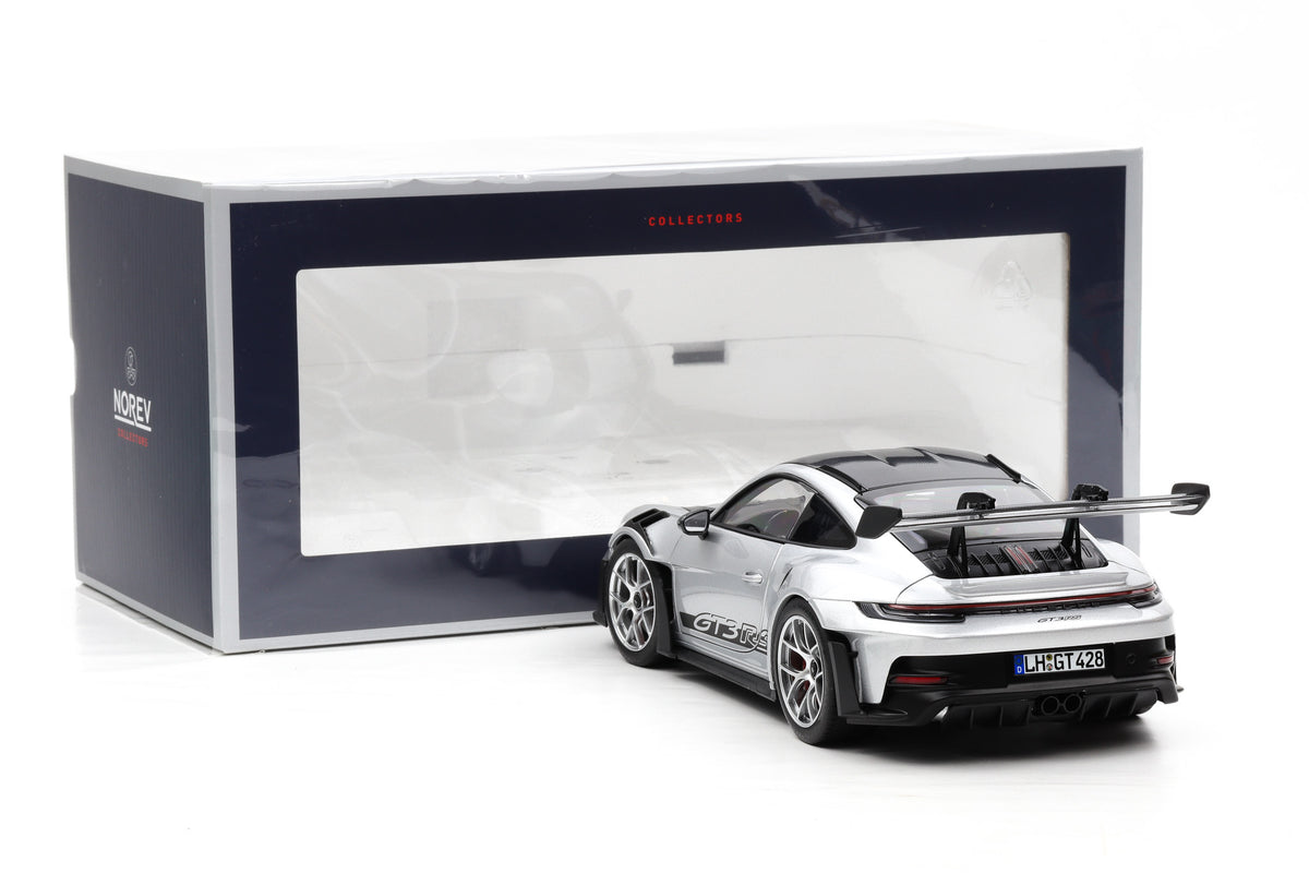 1:18 Porsche 911 992 GT3 RS 2022 Weissach Package GT-Silbermetallic Norev