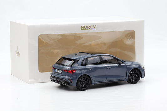 1:18 Norev Audi RS3 Sportback 2025 Typ 8Ya Myth kemoragrau 1/200 pcs