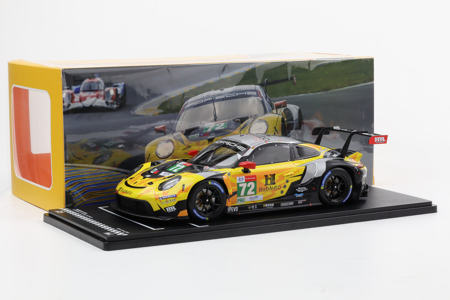 1:18 IXO Porsche 911 RSR #72 24h LeMans 2021 HubAuto Racing diecast