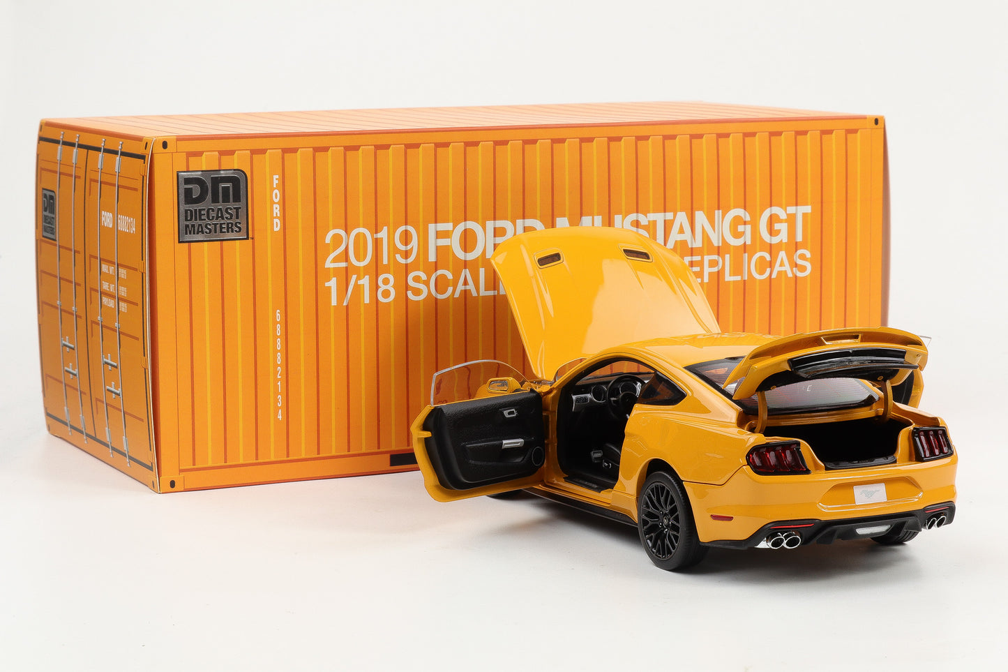 1:18 Diecast Masters Ford Mustang GT 5.0 Coupe LHD Kona orange blue 2019