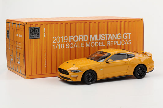 1:18 Diecast Masters Ford Mustang GT 5.0 Coupe LHD Kona orange blue 2019