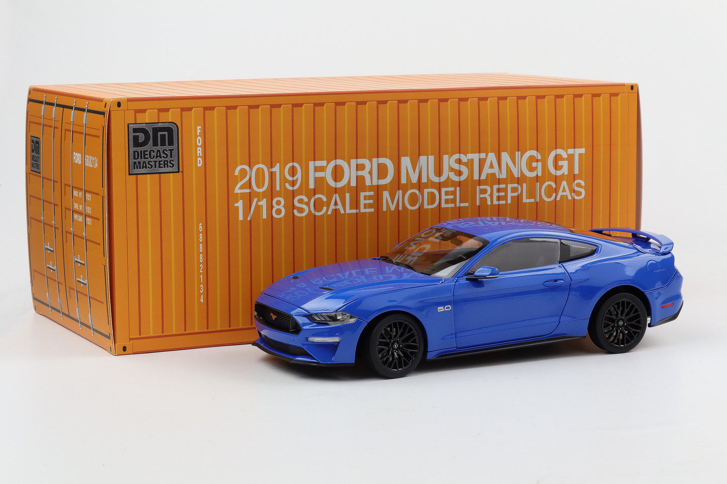 1:18 Diecast Masters Ford Mustang GT 5.0 Coupe LHD Kona blue 2019