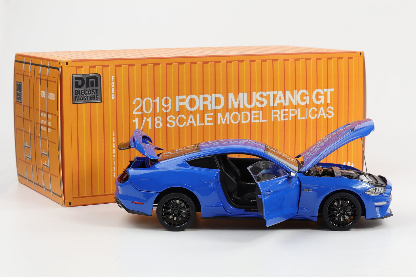 1:18 Diecast Masters Ford Mustang GT 5.0 Coupe LHD Kona blue 2019