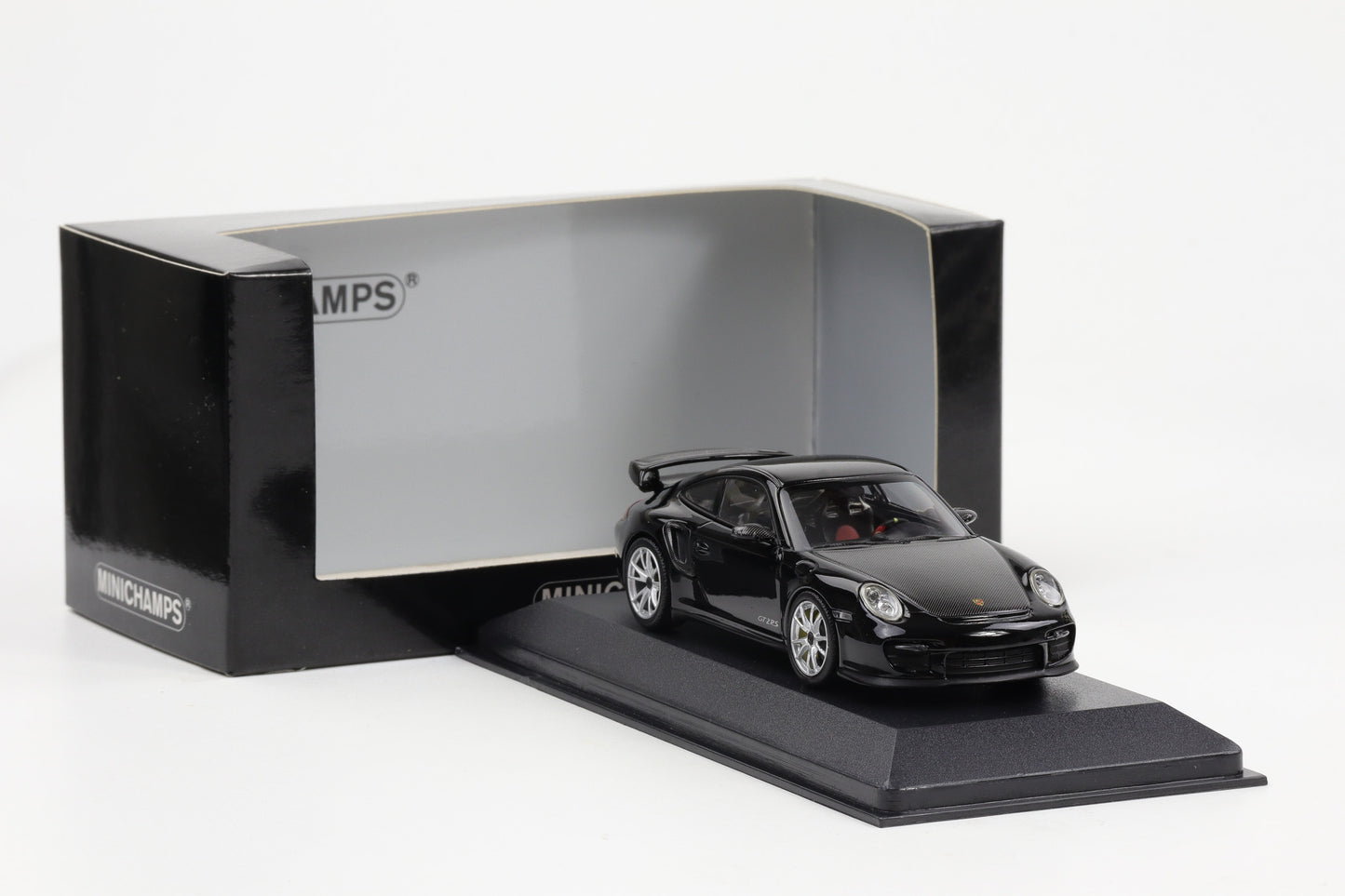 1:43 Minichamps Porsche 911 997 II GT2 RS 2010 schwarz carbon / silberne Felgen