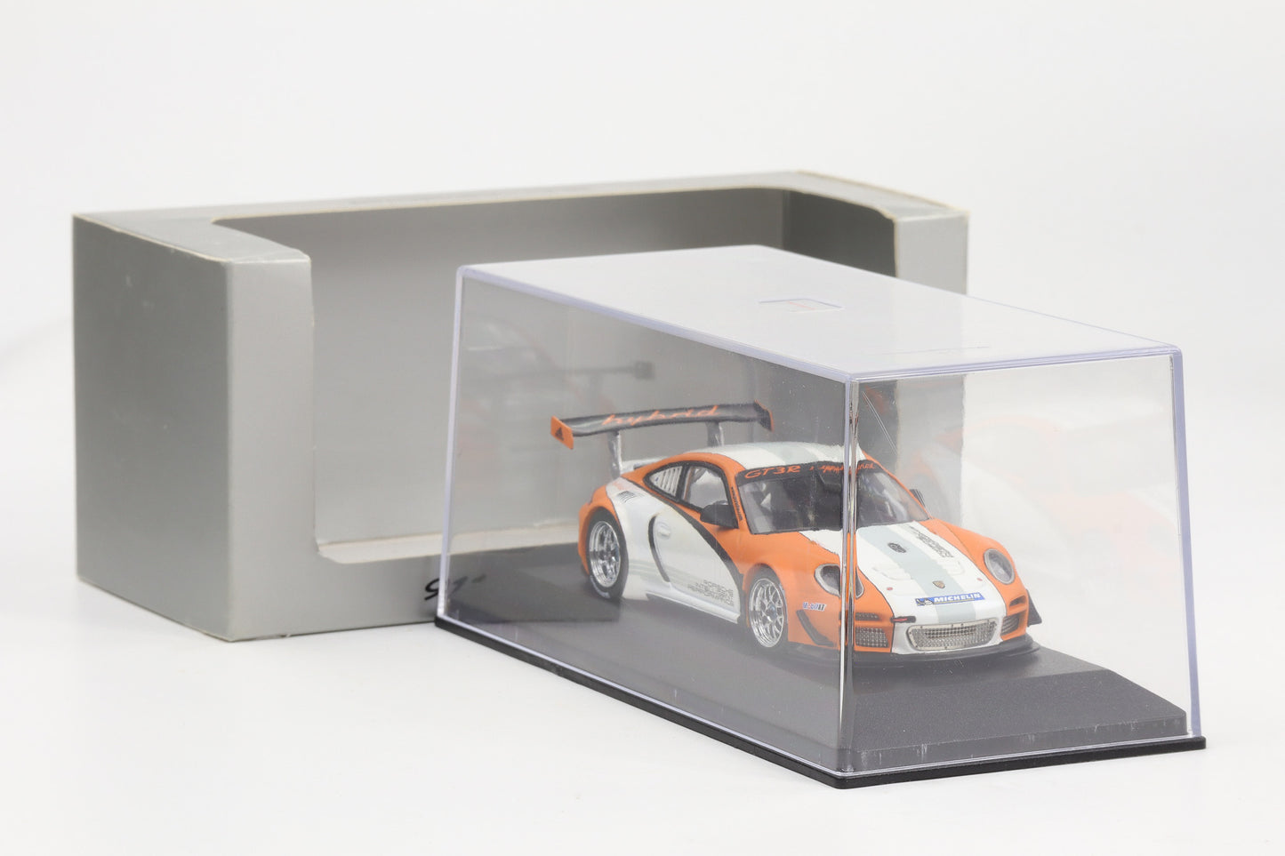 1:43 Minichamps Porsche 911 GT3 R Hybrid 2011 Präsentation Dealer WAP