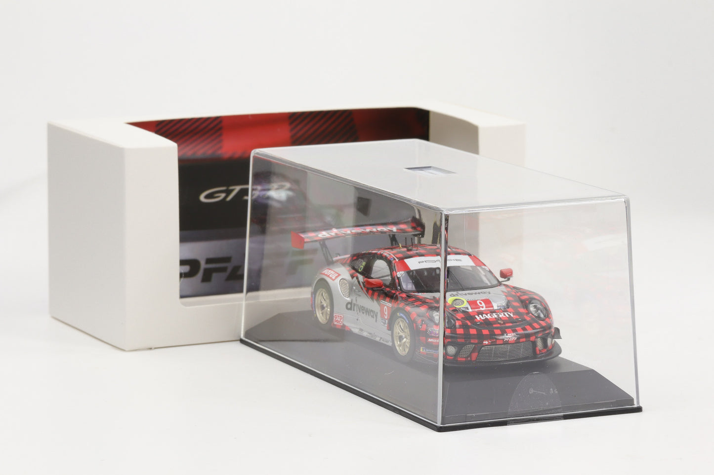 1:43 Spark Porsche 911 GT3 R Nr 9 IMSA 2022 Pfaff Motorsports MAP Museum