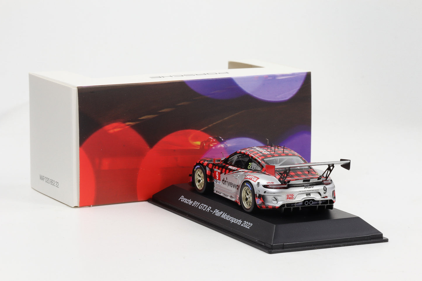 1:43 Spark Porsche 911 GT3 R Nr 9 IMSA 2022 Pfaff Motorsports MAP Museum