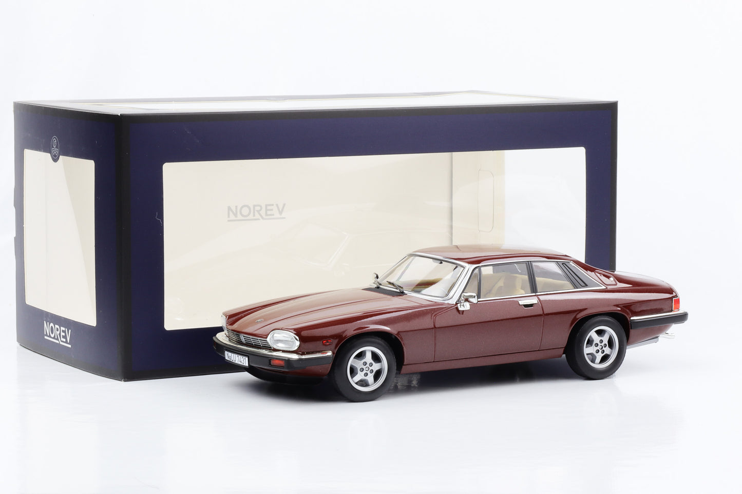 1:18 Jaguar XJ-S 5.3 H.E. Coupe 1982 red metallic Norev limited 200 pcs
