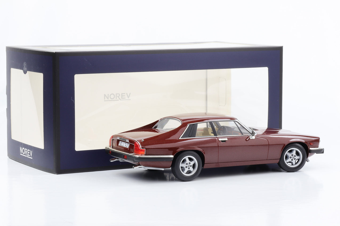 1:18 Jaguar XJ-S 5.3 H.E. Coupe 1982 red metallic Norev limited 200 pcs