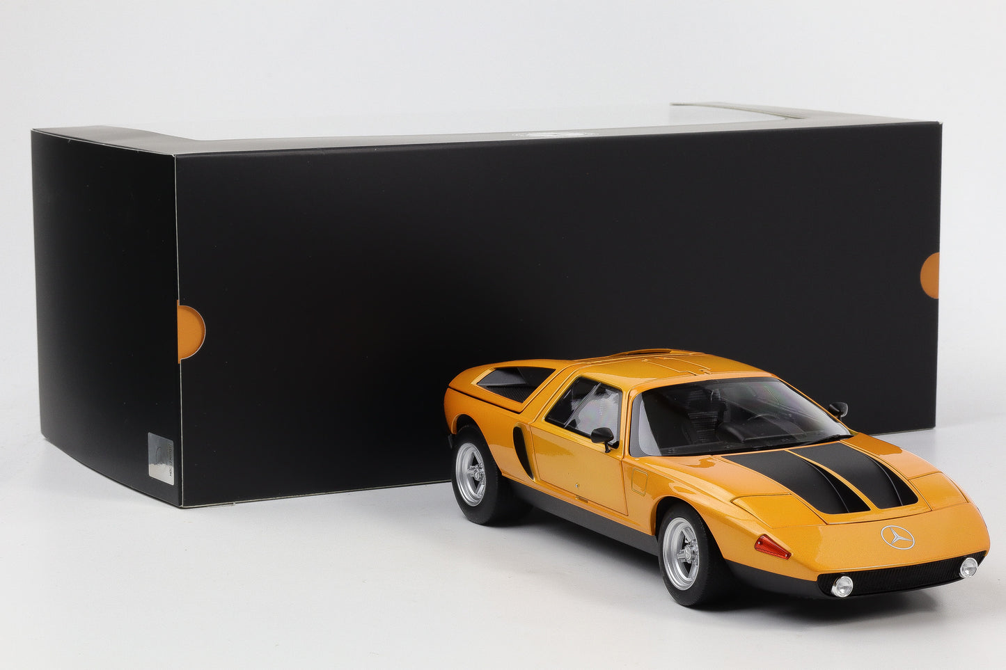 1:18 Norev Mercedes Benz C111-II 1970 B66040709 Dealer full opening