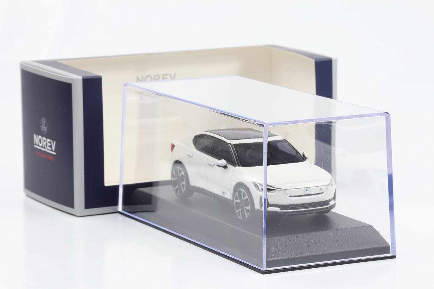 1:43 Polestar 2 2024 Snow Norev 872010 diecast