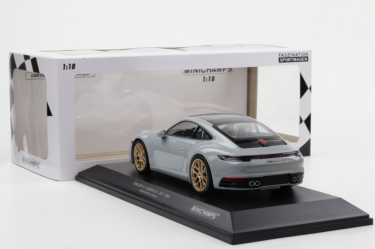1:18 Minichamps Porsche 911 992 Carrera 4S 2023 kreide / goldene Felgen 300 pcs