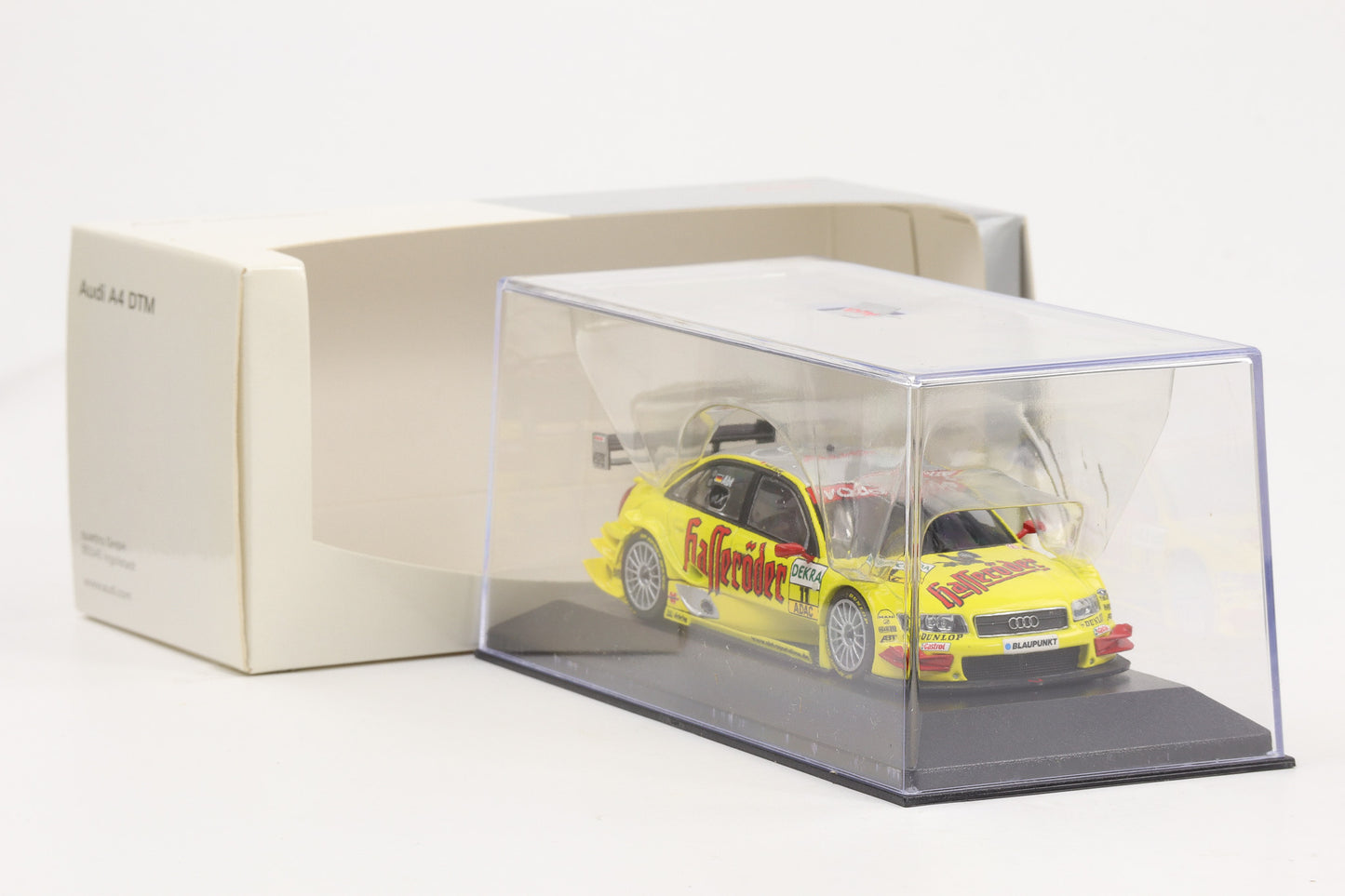 1:43 Minichamps Audi A4 DTM 2004 #11 Christian Abt Hasseröder Dealer