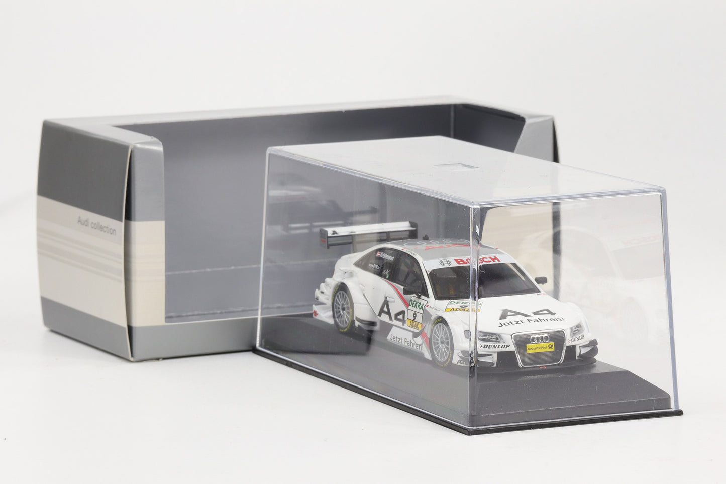 1:43 Minichamps Audi A4 DTM 2008 #9 Tom Kristensen Dealer
