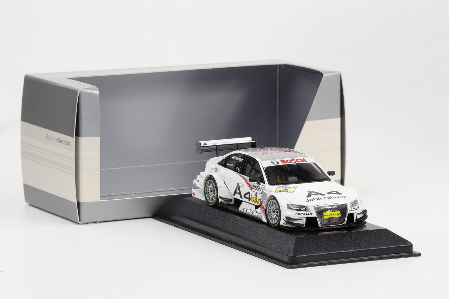 1:43 Minichamps Audi A4 DTM 2008 #9 Tom Kristensen Dealer