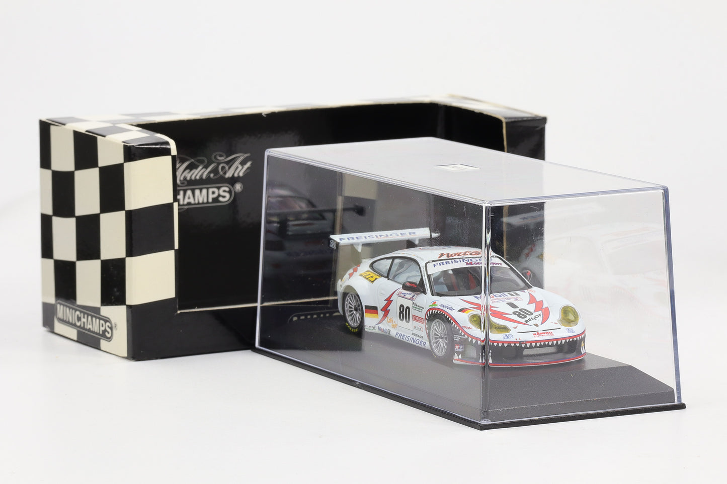 1:43 Minichamps Porsche 911 GT3 RS 24h Le Mans 2002 #80 Dumas Maassen Bergmeister