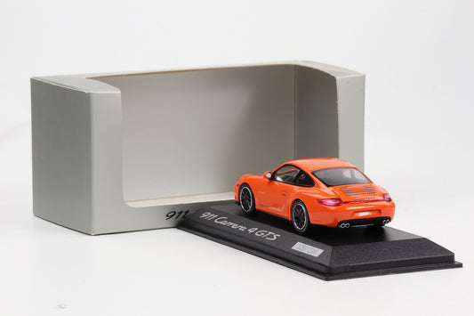 1:43 Minichamps Porsche 911 997.2 Carrera 4 GTS orange Dealer WAP 020 114 0C