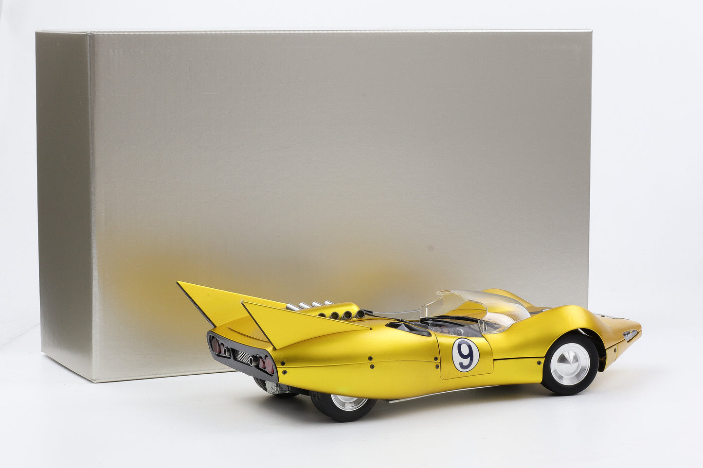 1:18 Schwyn Haas Speed Racer Shooting Star #9 ALUMINIUM Gold Version