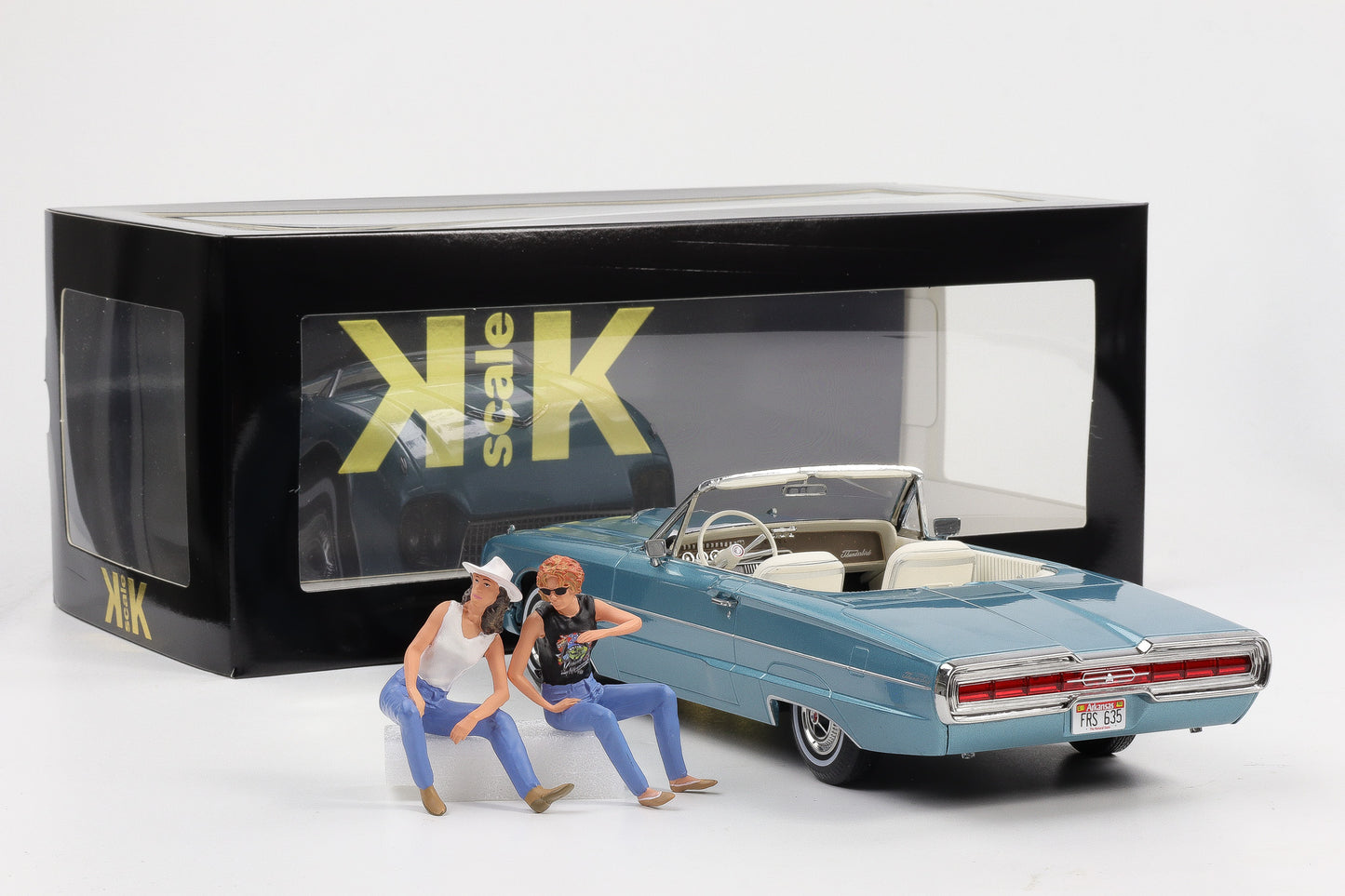 1:18 KK-Scale Ford Thunderbird 1966 like Movie Thelma & Louise hellblau mit Figuren
