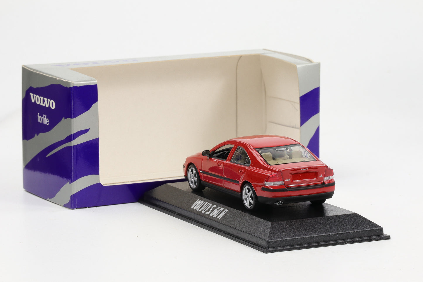 1:43 Minichamps Volvo S 60 R Sedan rot Dealer