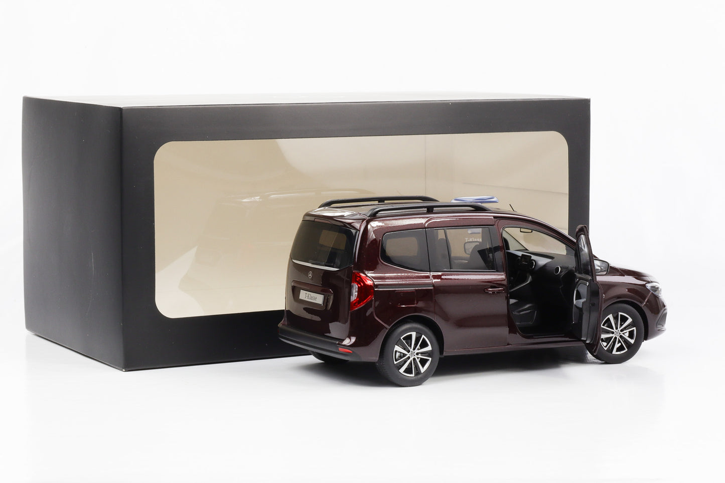 1:18 Mercedes-Benz Citan VS11 T Klasse Van Rubellit rot Dealer NZG