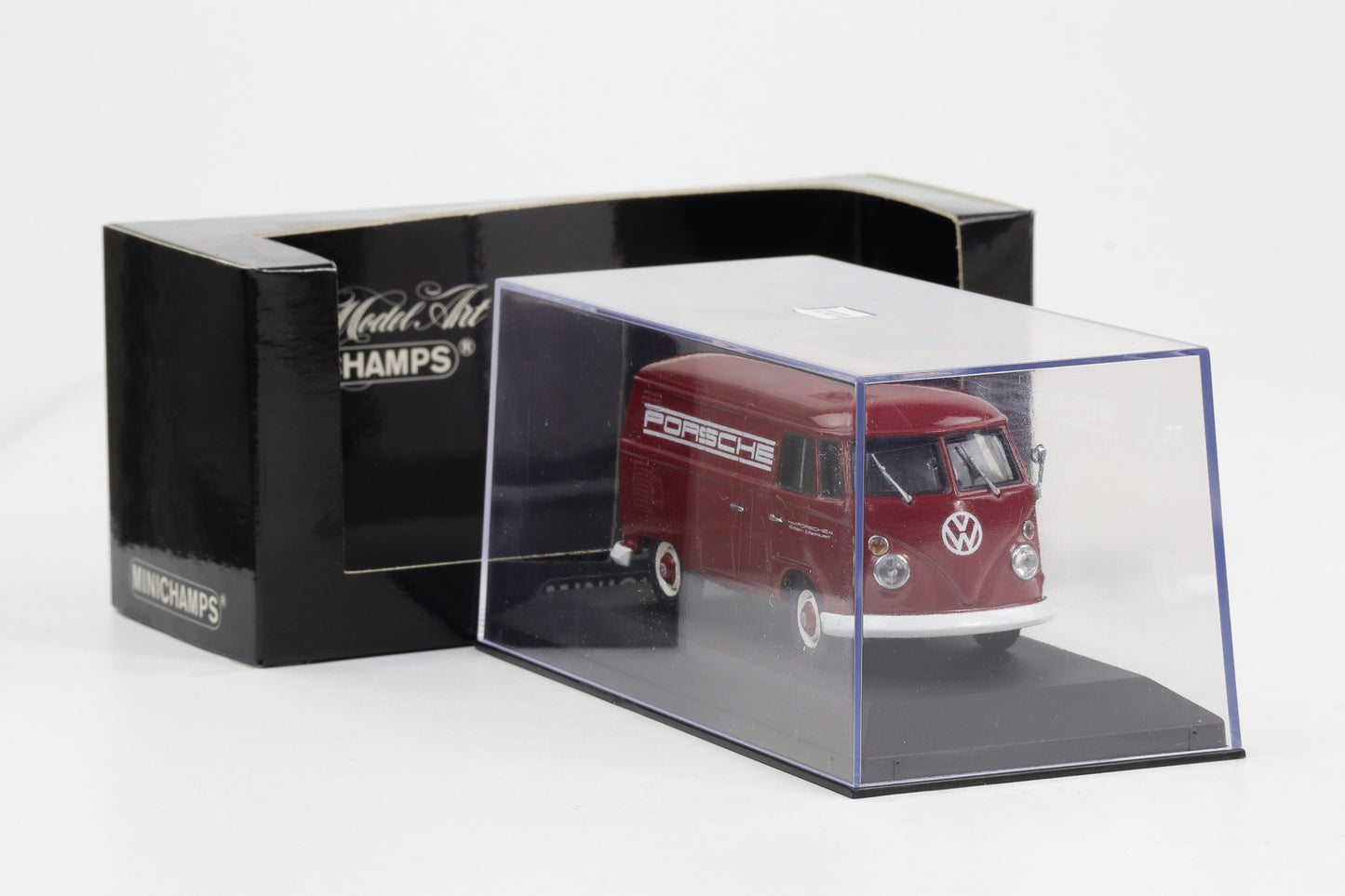 1:43 Minichamps VW T1 1973 Delivery Van Lieferwagen Porsche Zuffenhausen weinrot