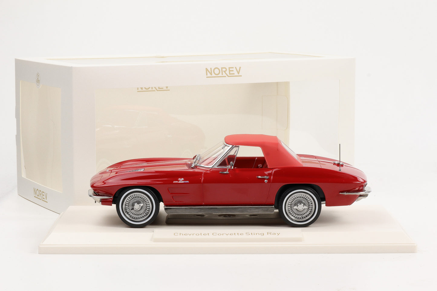 1:18 Norev Chevrolet Corvette Sting Ray Cabriolet 1963 Riverside rot Verdeck