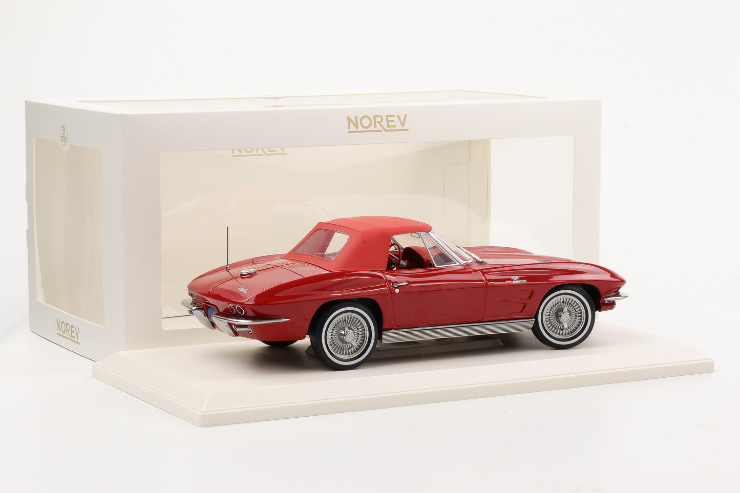 1:18 Norev Chevrolet Corvette Sting Ray Cabriolet 1963 Riverside rot Verdeck
